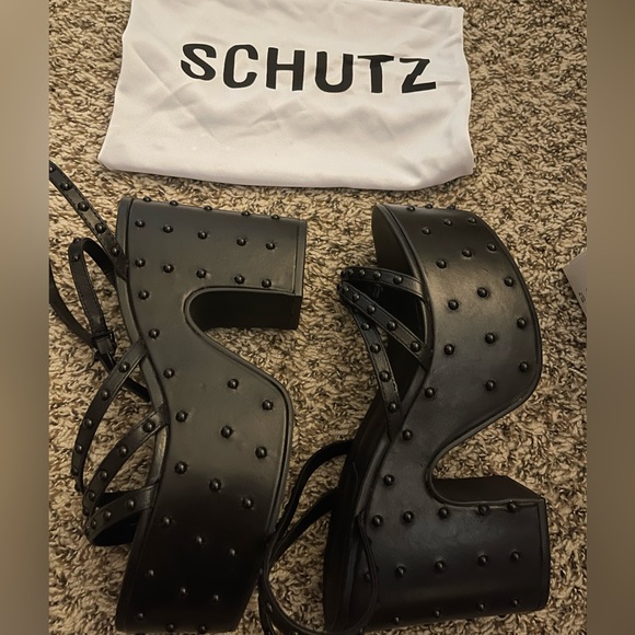 Platform heels - Picture 2 of 6